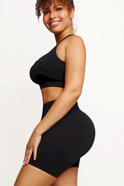 Butt Lift Bliss: Wide-Strap Abdominal Fit Sportswear for Curves that Wow