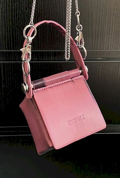 Load image into Gallery viewer, High-Fashion Statement: Embrace Sophistication with our Fashionable Mini Crossbody
