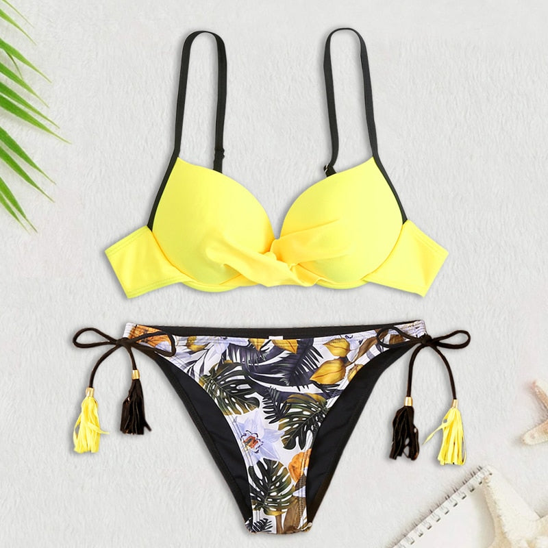 Beach Goddess: Dive into Style with our Sexy Push Up Bikinis Set