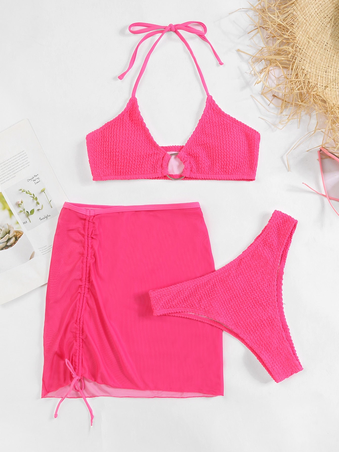 Beach Bombshell Alert: Make Waves with our 3-Piece High-Waisted Bikini!