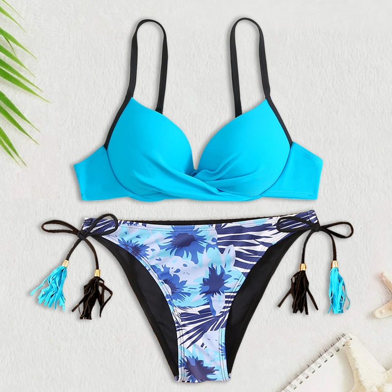 Beach Goddess: Dive into Style with our Sexy Push Up Bikinis Set