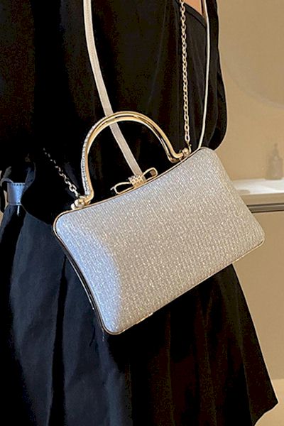 Load image into Gallery viewer, Luxury and Fashion Combined: Turn Heads with our Rhinestone Decor Crossbody Bag
