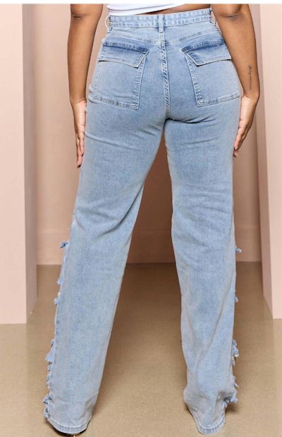 Non-Stretch Hole Pocket Straight Jeans: Timeless Fashion with a Modern Edge