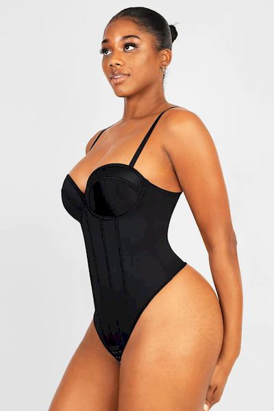 Load image into Gallery viewer, Curves Enhanced: Cupped Bra-Free Thong Bodysuit Shapewear for Confidence
