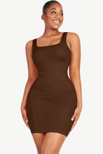 Revolutionary Seamless Dress: Look "Snatched" Without Effort