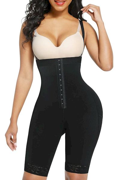 Load image into Gallery viewer, Sleek and Flattering Shapewear Shorts with Comfortable Wear
