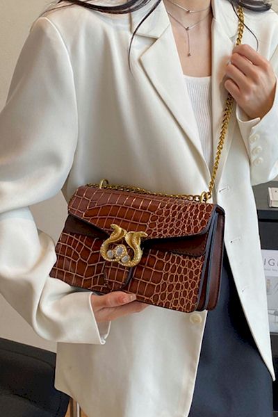 Load image into Gallery viewer, Chic meets Vegan: Add Luxury to Your Look with our Exquisite Shoulder Bag
