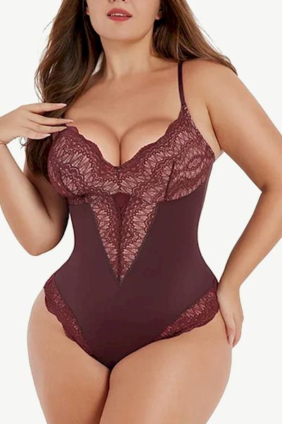 Load image into Gallery viewer, Sultry Lace Elegance: Curve-Enhancing Bodysuit Shapewear for Every Occasion
