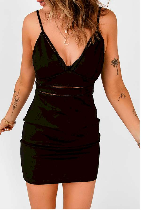 Curve Commander: Black Deep V Neck Backless Bodycon Dress