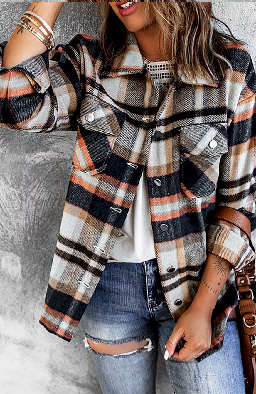 Geometric Plaid Print Pocketed Shirt