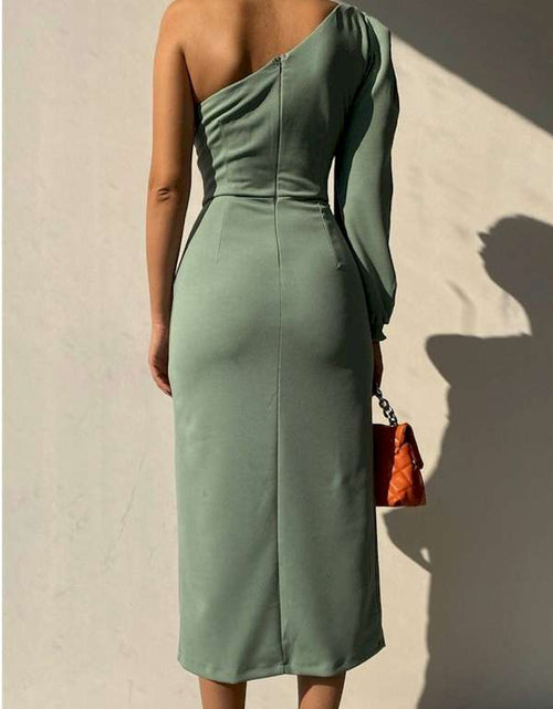 Load image into Gallery viewer, Green One Shoulder Puff Sleeve Sexy Splited Midi Dress
