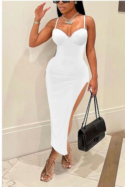 Sultry and Adjustable: Command Attention in our Stunning Midi Dress!