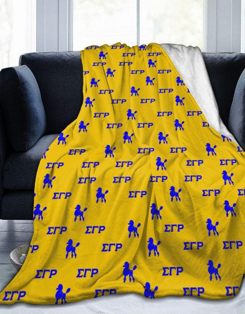 Load image into Gallery viewer, Sigma Gamma Rho Comfortable Flannel Sofa Blanket
